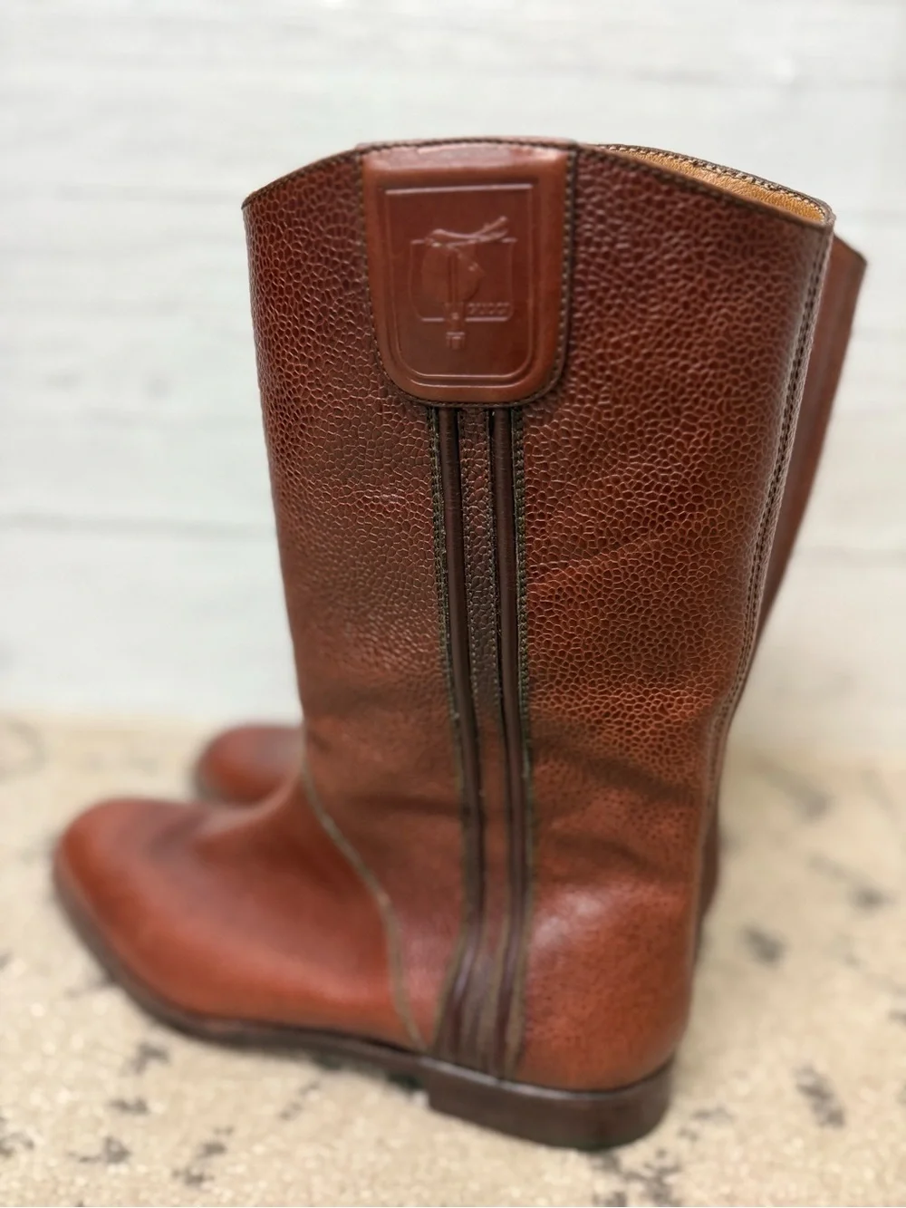 Vintage Gucci Mens Textured Leather Pull-On Boots
